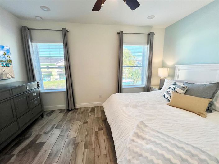 Image No.30-3 Bed Townhouse for sale