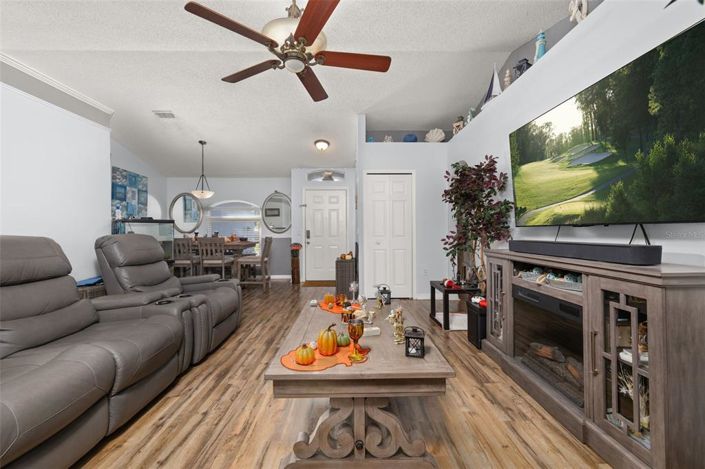 Image No.7-Propriété de 4 chambres à vendre à Davenport