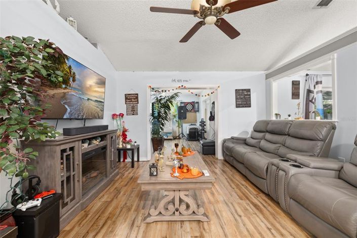 Image No.9-Propriété de 4 chambres à vendre à Davenport