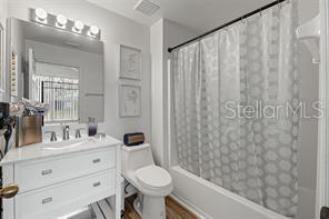 Image No.15-Propriété de 4 chambres à vendre à Kissimmee