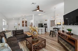 Image No.5-Propriété de 4 chambres à vendre à Kissimmee