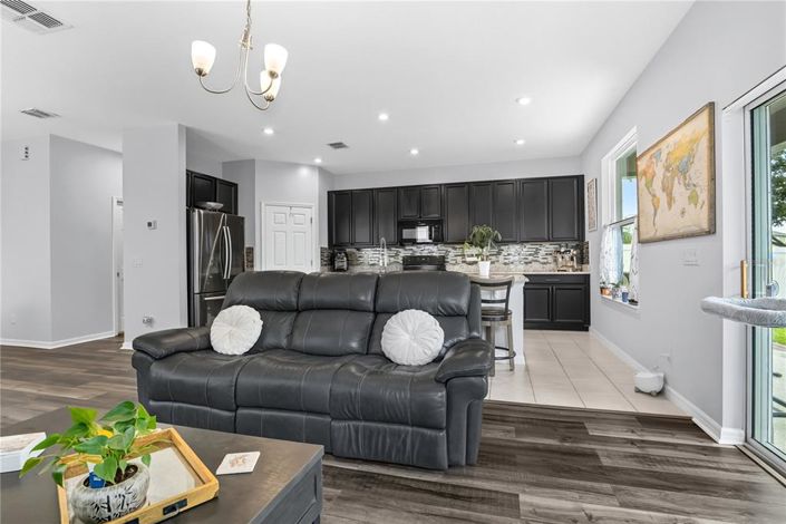 Image No.8-Propriété de 3 chambres à vendre à Davenport