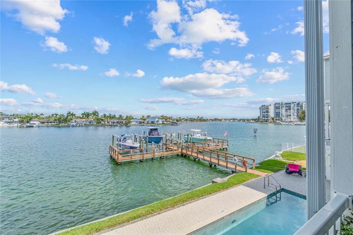 Image No.12-Maison de ville de 3 chambres à vendre à Treasure Island