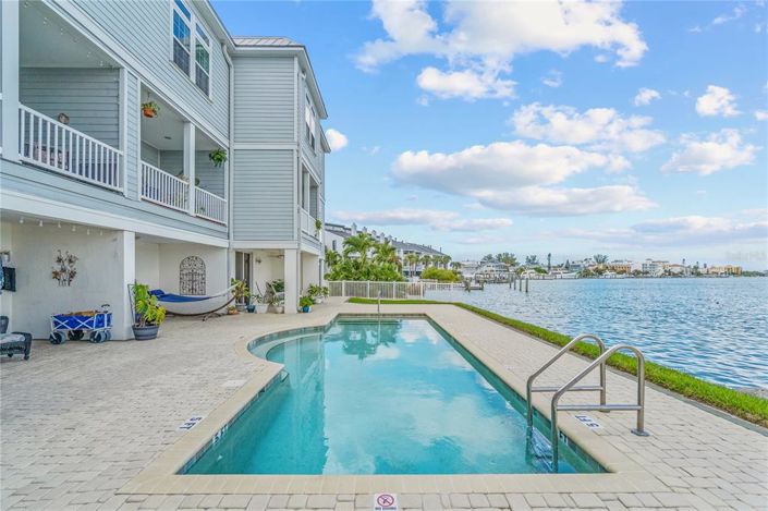 Image No.38-Maison de ville de 3 chambres à vendre à Treasure Island