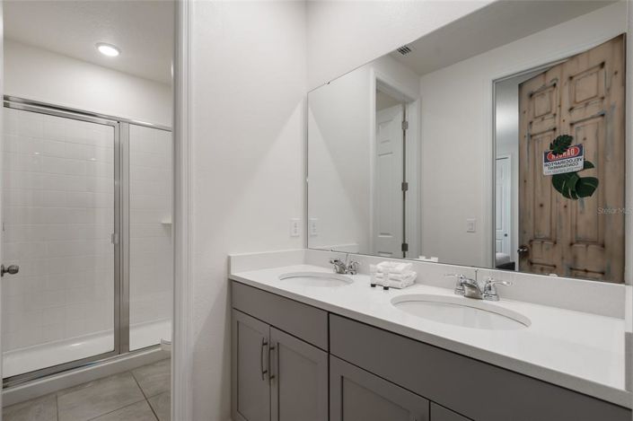 Image No.47-9 Bed Property for sale