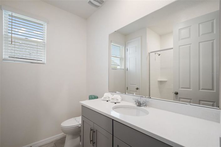 Image No.60-9 Bed Property for sale