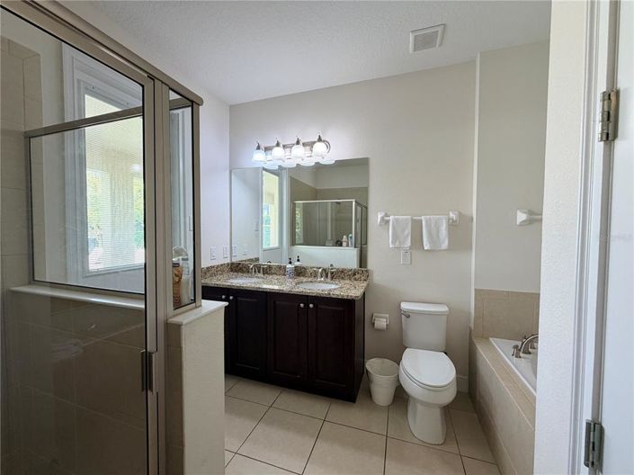 Image No.17-Propriété de 8 chambres à vendre à Kissimmee