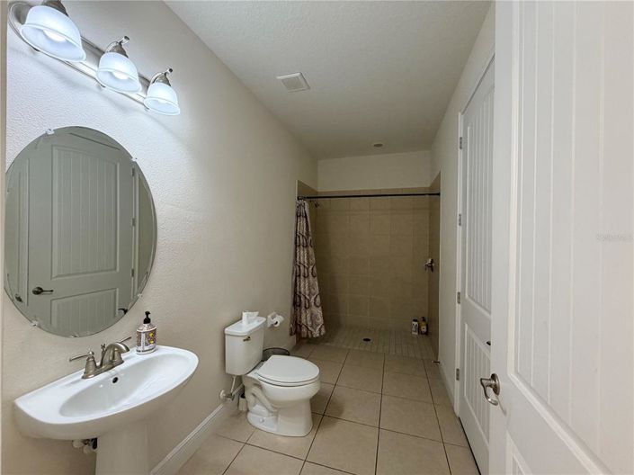 Image No.23-Propriété de 8 chambres à vendre à Kissimmee