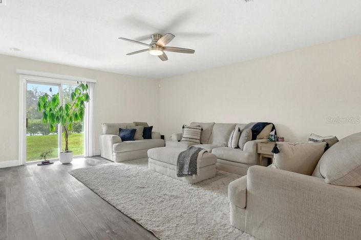 Image No.4-Propriété de 5 chambres à vendre à Kissimmee