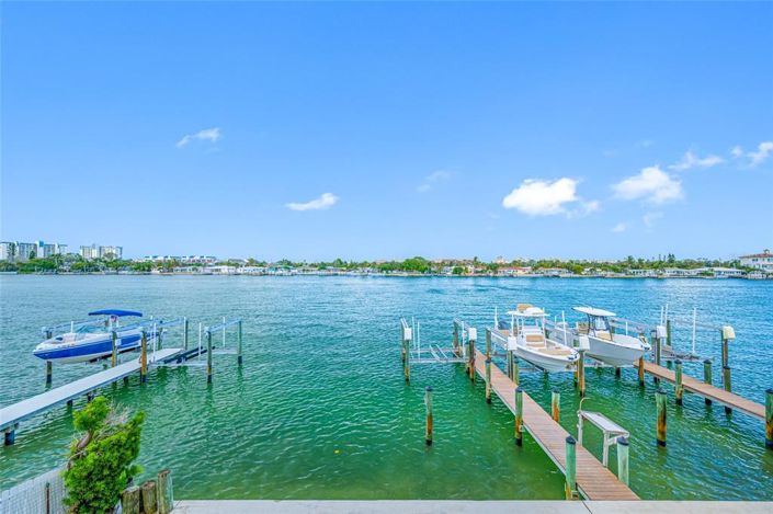 Image No.17-Maison de ville de 4 chambres à vendre à Treasure Island