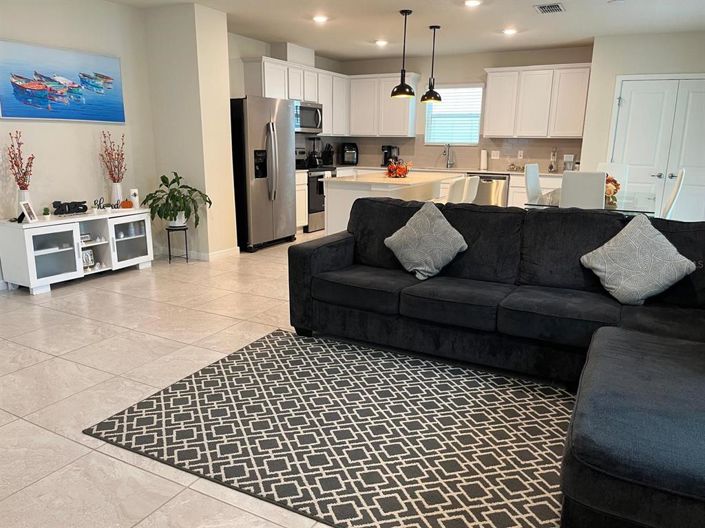 Image No.2-Propriété de 4 chambres à vendre à Clermont