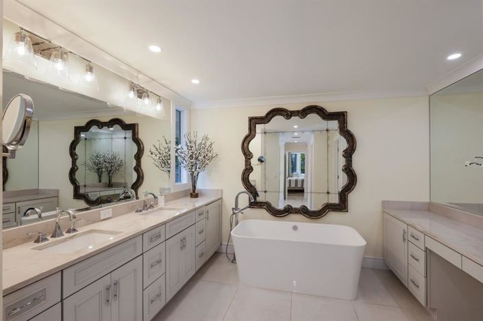 Image No.30-Propriété de 4 chambres à vendre à Sarasota