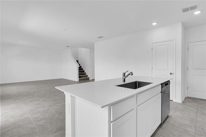 Image No.5-Propriété de 4 chambres à vendre à Davenport