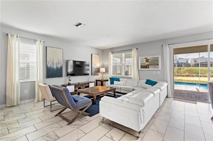 Image No.4-Propriété de 8 chambres à vendre à Davenport