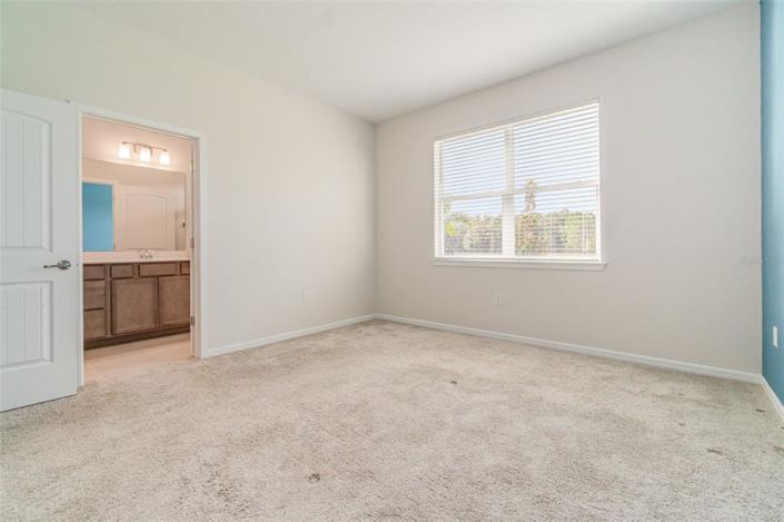 Image No.25-Propriété de 4 chambres à vendre à Clermont