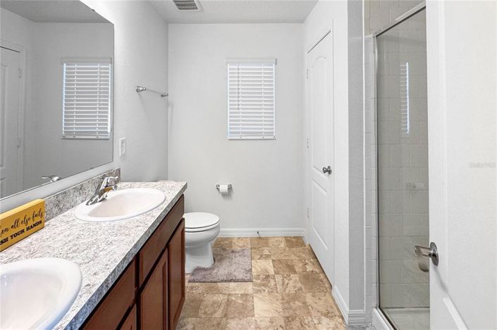 Image No.10-Propriété de 4 chambres à vendre à Davenport