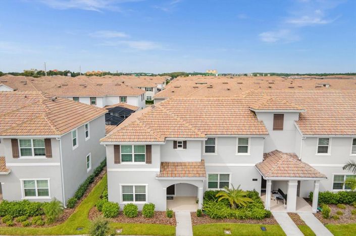 Image No.29-5 Bed Townhouse for sale