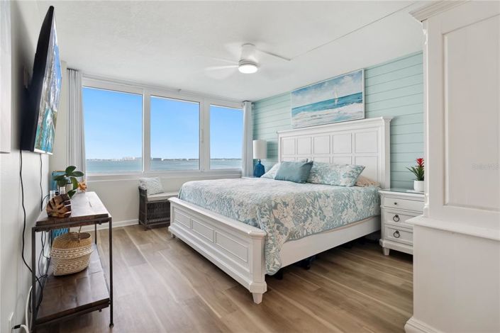 Image No.17-2 Bed Property for sale