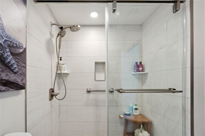 Image No.34-2 Bed Property for sale