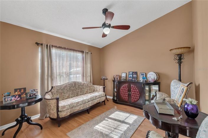 Image No.9-Propriété de 3 chambres à vendre à Kissimmee