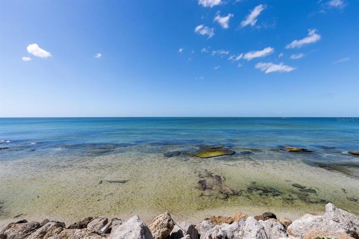 Image No.8-Propriété de 4 chambres à vendre à Sarasota