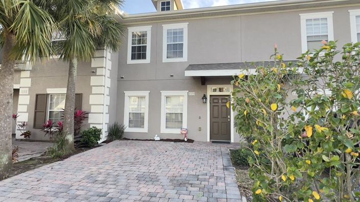 Image No.2-Maison de ville de 4 chambres à vendre à Kissimmee