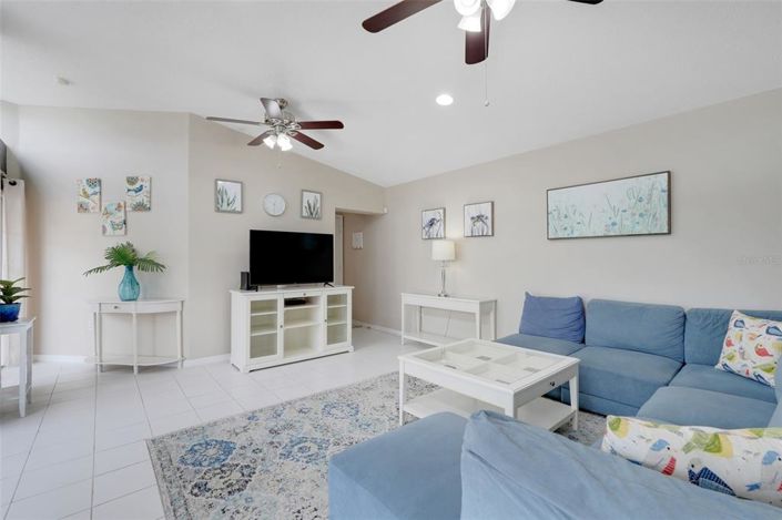 Image No.10-Propriété de 5 chambres à vendre à Kissimmee