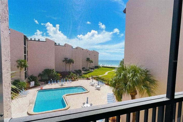 Image No.5-Propriété de 2 chambres à vendre à Sarasota