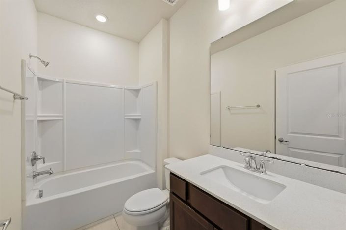 Image No.16-Propriété de 4 chambres à vendre à Clermont