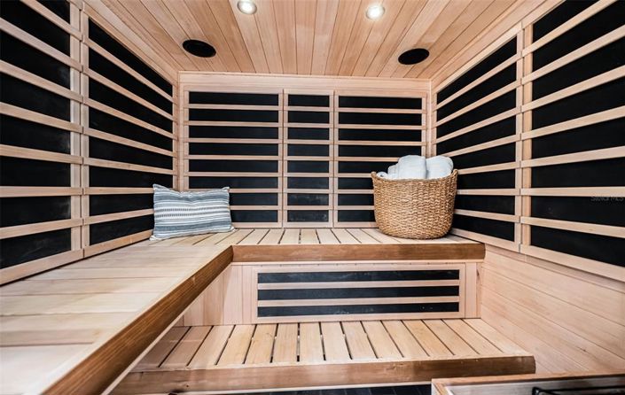 Image No.52-4 Bed Property for sale