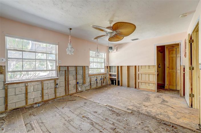 Image No.23-Propriété de 2 chambres à vendre à Sarasota