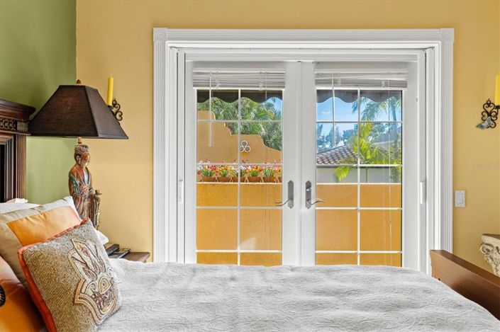 Image No.33-4 Bed Property for sale