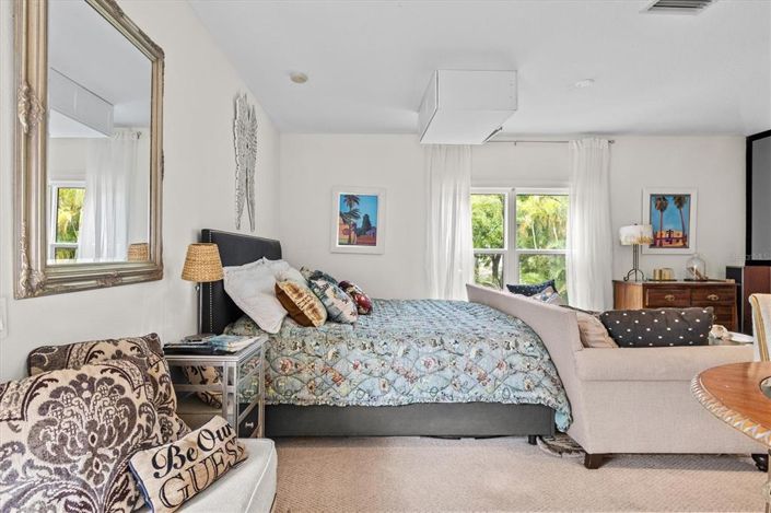 Image No.37-4 Bed Property for sale