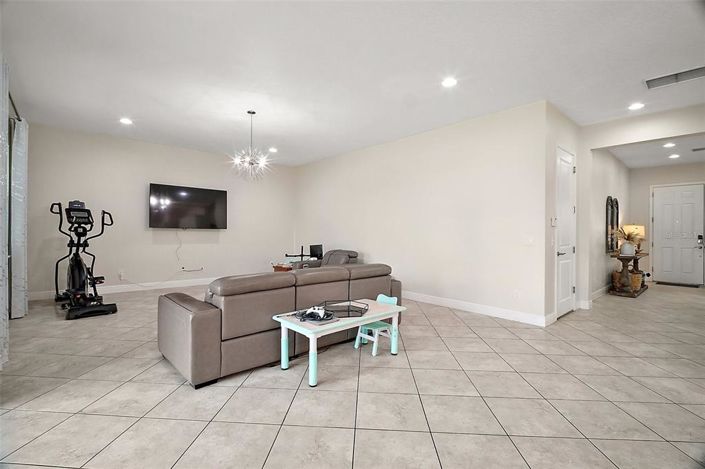 Image No.9-Propriété de 5 chambres à vendre à Davenport