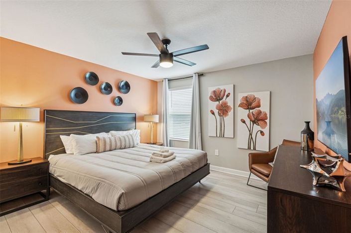 Image No.34-9 Bed Property for sale