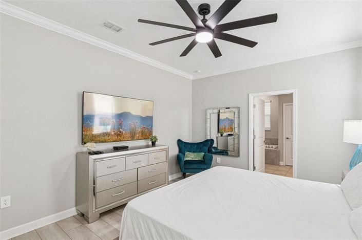 Image No.41-9 Bed Property for sale