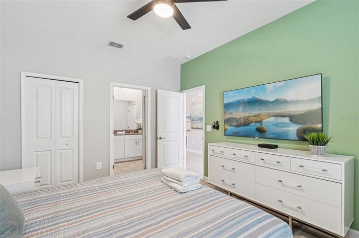 Image No.47-9 Bed Property for sale