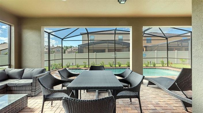 Image No.27-7 Bed Property for sale