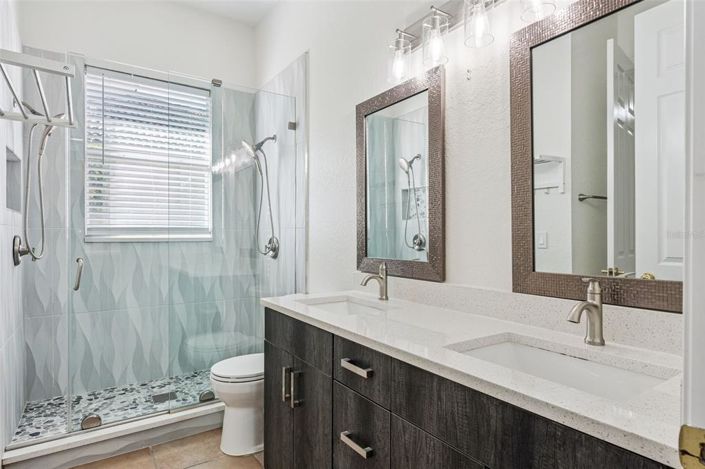 Image No.24-Propriété de 5 chambres à vendre à Orlando