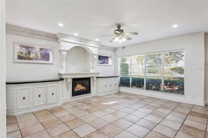 Image No.3-Propriété de 5 chambres à vendre à Orlando