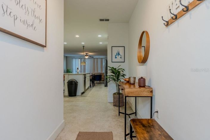 Image No.2-Maison de ville de 4 chambres à vendre à Kissimmee