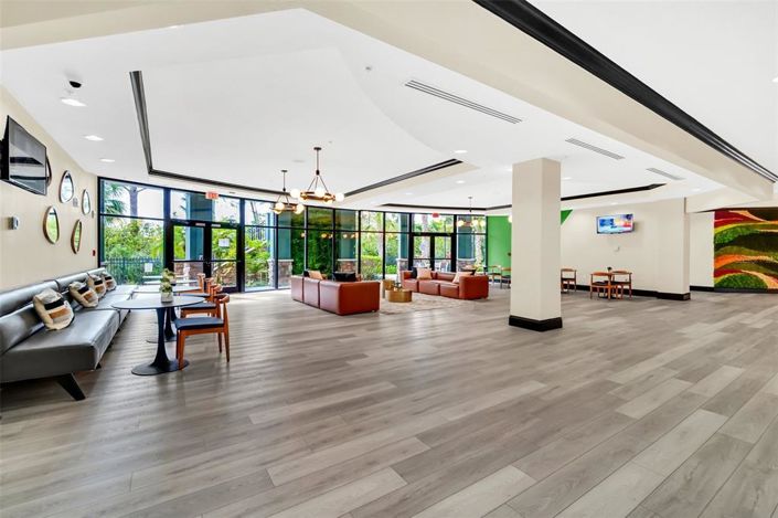 Image No.27-Propriété de 2 chambres à vendre à Winter Garden