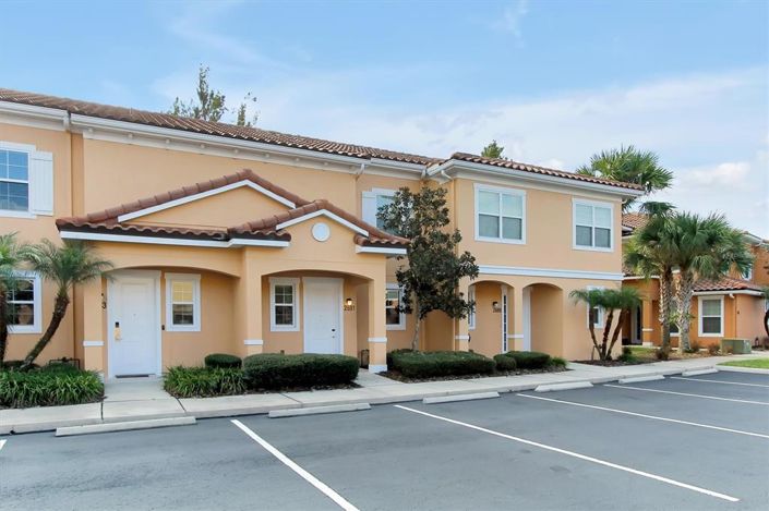 Image No.2-Maison de ville de 2 chambres à vendre à Kissimmee