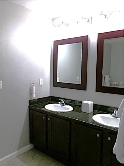 Image No.27-Propriété de 2 chambres à vendre à Winter Garden