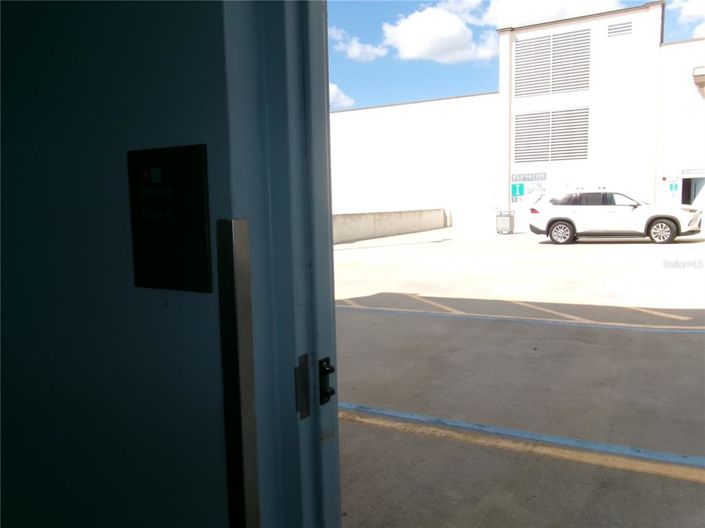 Image No.32-Propriété de 2 chambres à vendre à Winter Garden