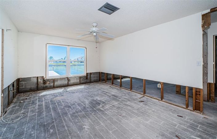 Image No.17-Propriété de 3 chambres à vendre à Treasure Island