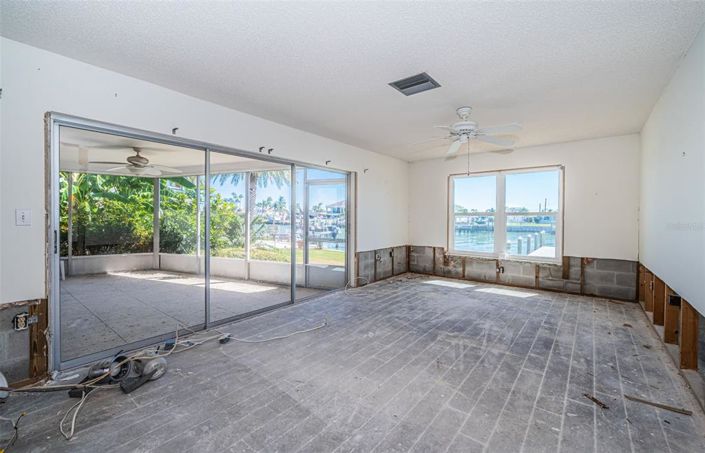 Image No.18-Propriété de 3 chambres à vendre à Treasure Island