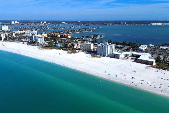 Image No.32-2 Bed Property for sale