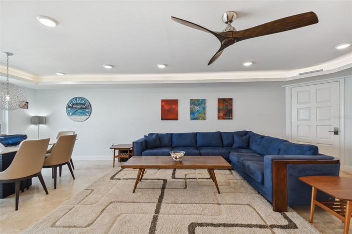 Image No.45-2 Bed Property for sale