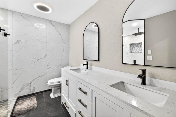 Image No.37-2 Bed Townhouse for sale